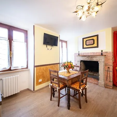 Apartment Klimt House Torri Del Benaco